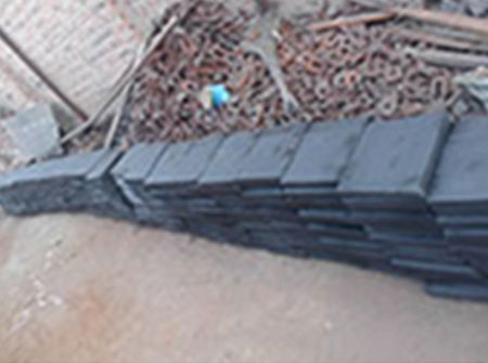 铺地铸铁地板300*300*40正面